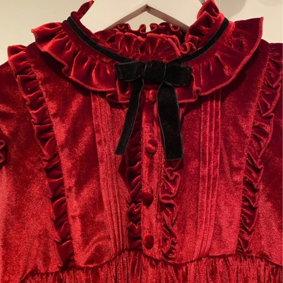 Dollhouse Gothic Lolita Dress - Picture 2 of 4